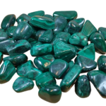 MALACHITE TUMBLE STONE 20-25MM
